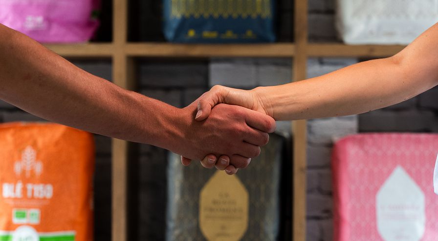 poignée de main farines